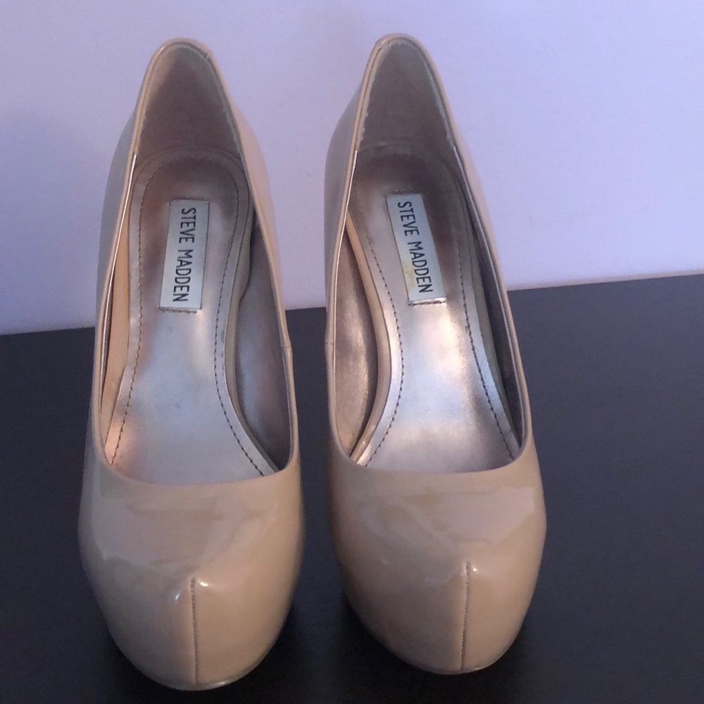 Nude platform Steve Madden heels size 7